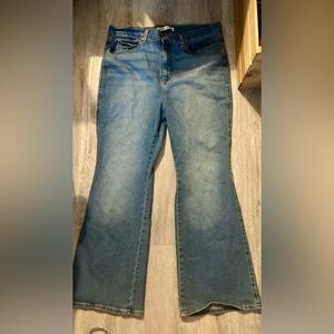 Levi's Signature High Rise Light Blue Flare Jeans
